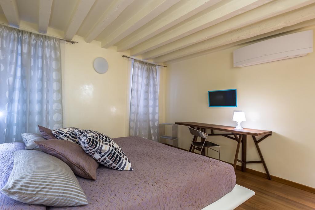Apartments Ca' Dei Dogi Venetië Buitenkant foto